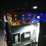 The Greenstar Inn Premium